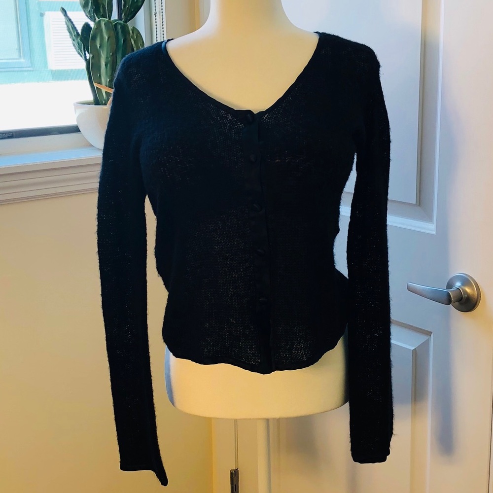 Loose weave cardigan. - Picture 2 of 6